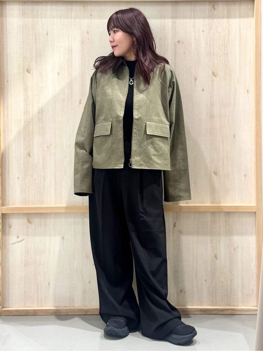 nanaさんの「THE SHOP TK｜フェイクファーベスト」を使ったコーディネート