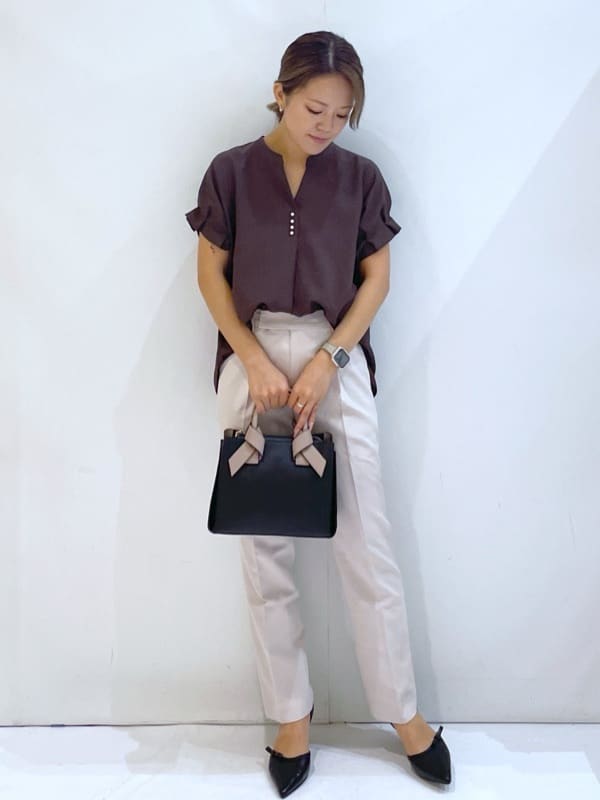 manaさんの「OPAQUE.CLIP｜《7色展開／XS-LLサイズ》タックスリーブスキッパーブラウス【洗濯機洗い可／吸水速乾／抗ピル／防シ」を使ったコーディネート