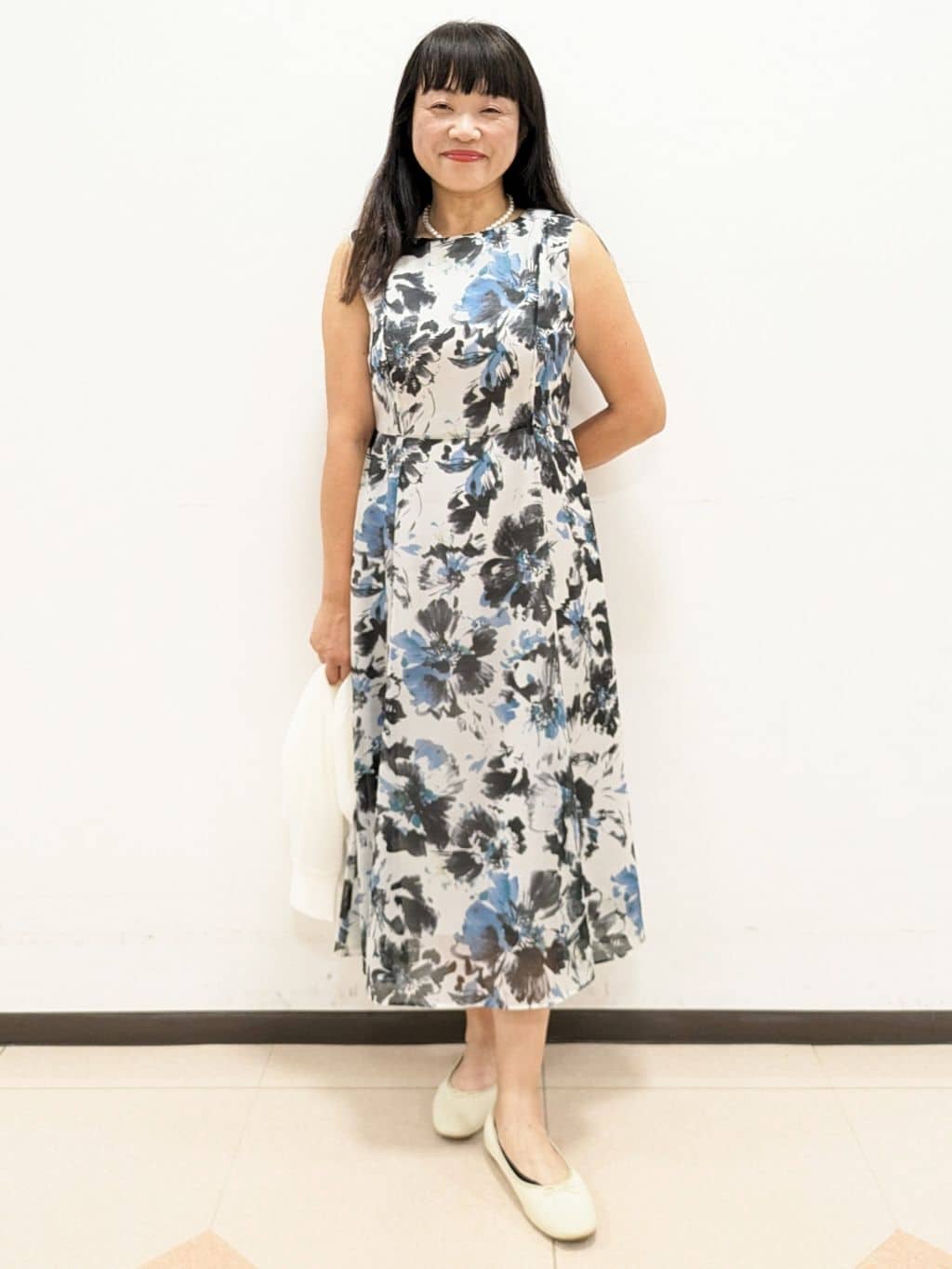 ともさんの「UNTITLED｜【シアー/エレガント/花柄/夏ワンピ】ペイントフラワーワンピース」を使ったコーディネート