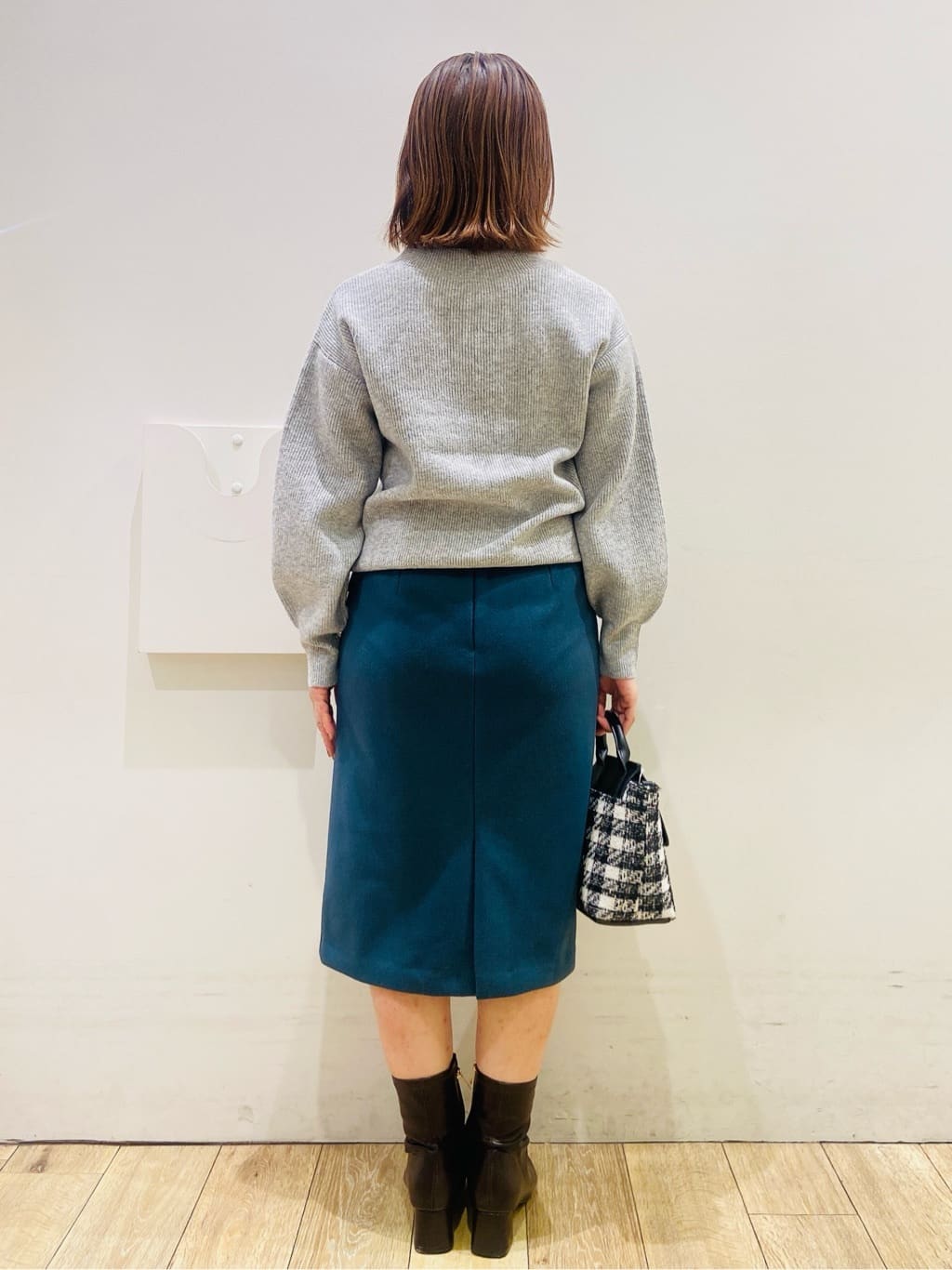 YUKOさんの「index｜ポケットタイトスカート【洗濯機OK／イージーケア／防シワ】」を使ったコーディネート