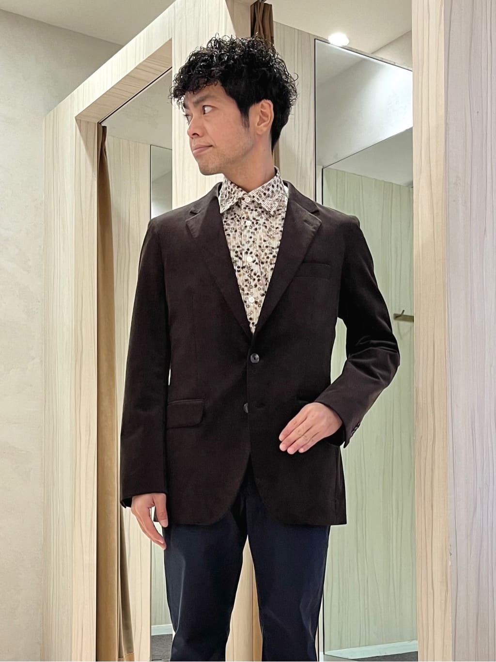 URAさんの「TAKEO KIKUCHI｜カシミヤブレンド ビーバー調チェスターコート」を使ったコーディネート