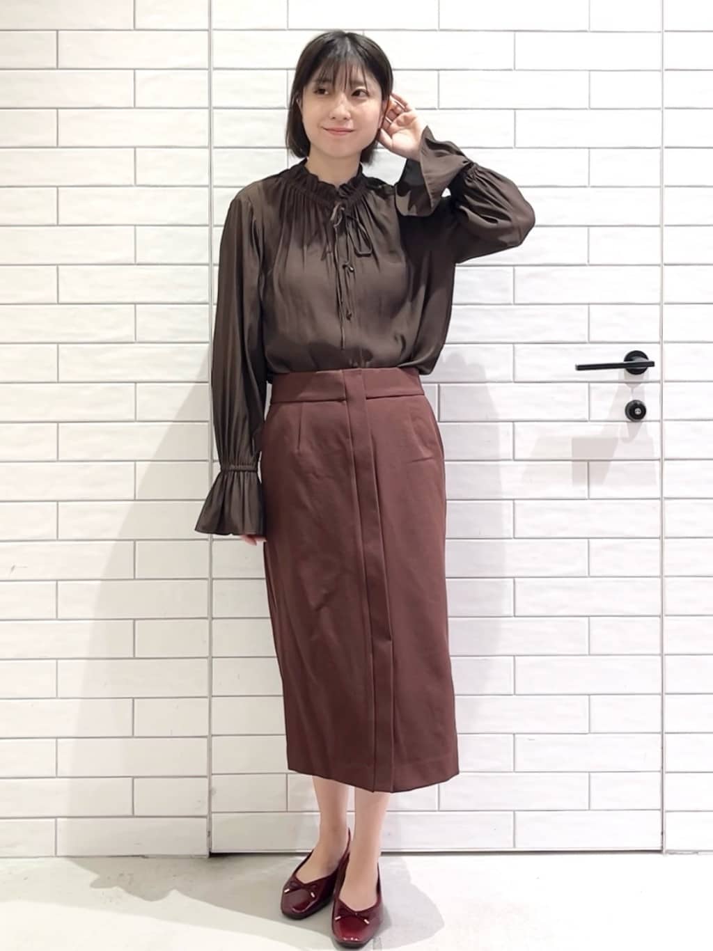 しおりさんの「OPAQUE.CLIP｜《美人百花掲載》名品フラットバレエシューズ」を使ったコーディネート