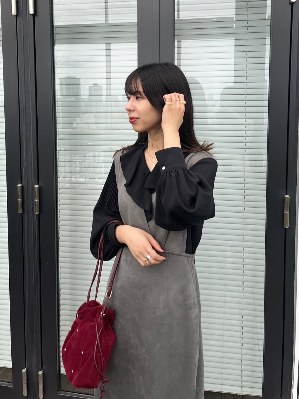 cotaniさんの「grove｜袖プリーツフロントフリルブラウス」を使ったコーディネート