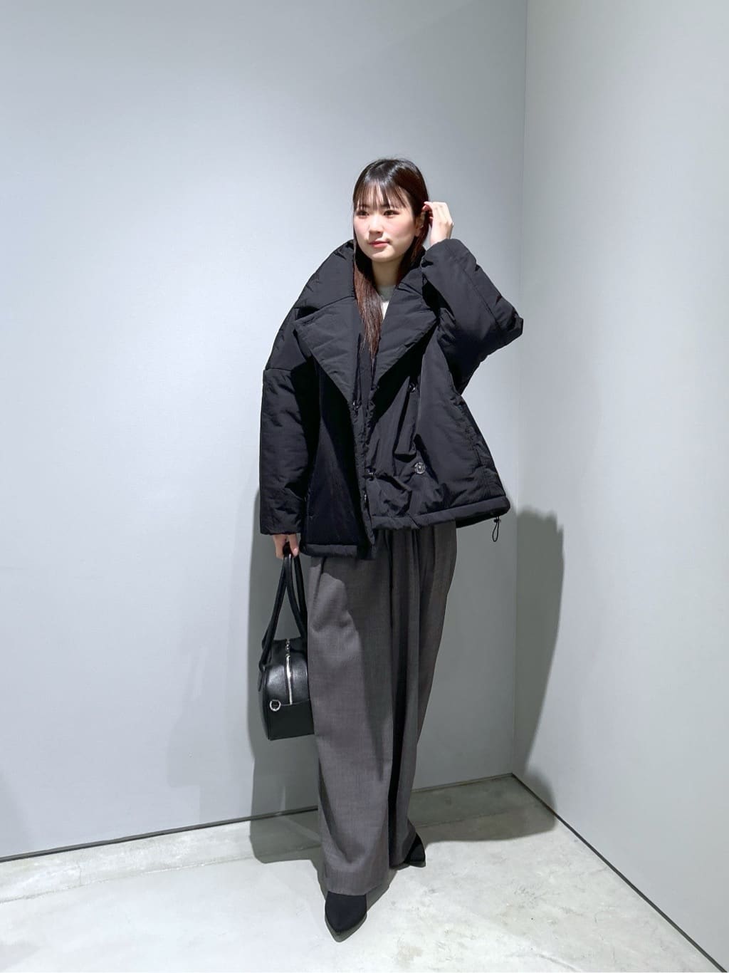 Renoさんの「INDIVI｜センタータックメランジワイドパンツ」を使ったコーディネート