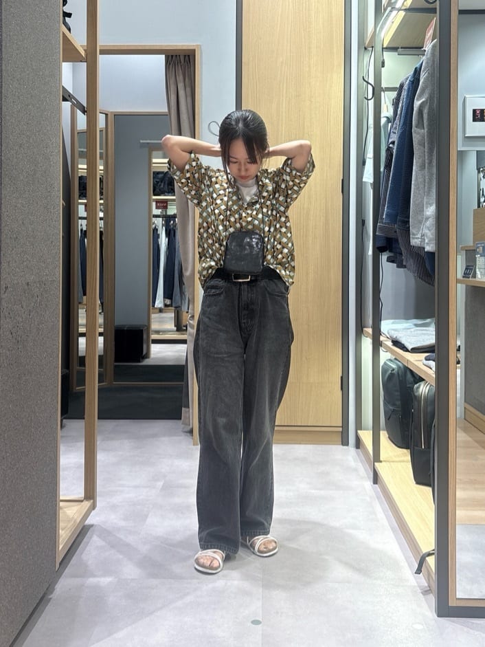 よぴさんの「TAKEO KIKUCHI｜【COOL CITY WEAR】籠目アート柄 サッカーシャツ /通気性」を使ったコーディネート