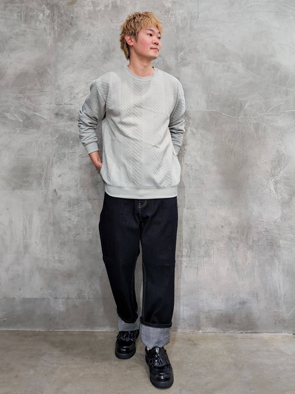 daiさんの「THE SHOP TK｜【無地に飽きた方へ】ふくれジャカードスウェット　洗濯機OK/6色展開/ユニセックスでおすすめ！」を使ったコーディネート