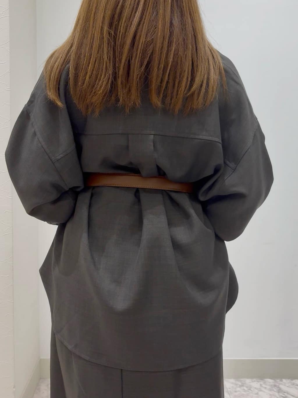 しかっちさんの「grove｜【カセット服/選べる着丈】洗濯機で洗えるオーバーシャツ」を使ったコーディネート