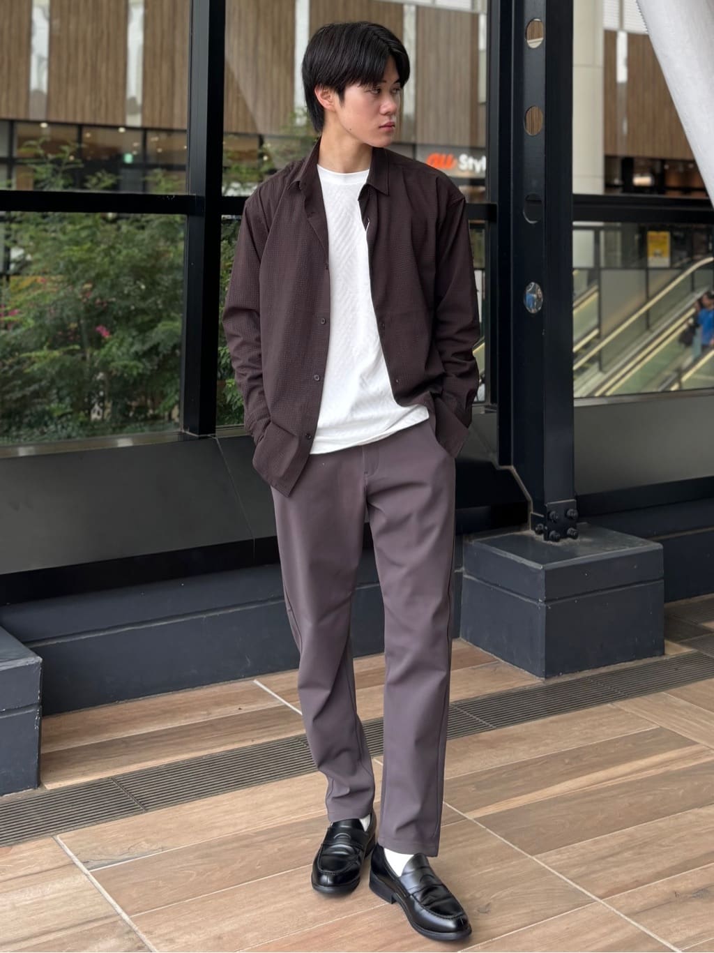 うらしーさんの「THE SHOP TK｜リンクスジャカード長袖Tシャツ【サスティナブル素材使用/洗濯機OK】」を使ったコーディネート