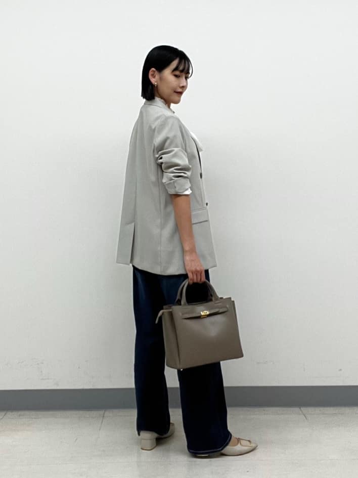 hinanoさんの「INDIVI｜【UVケア】ライトダブルジャケット」を使ったコーディネート