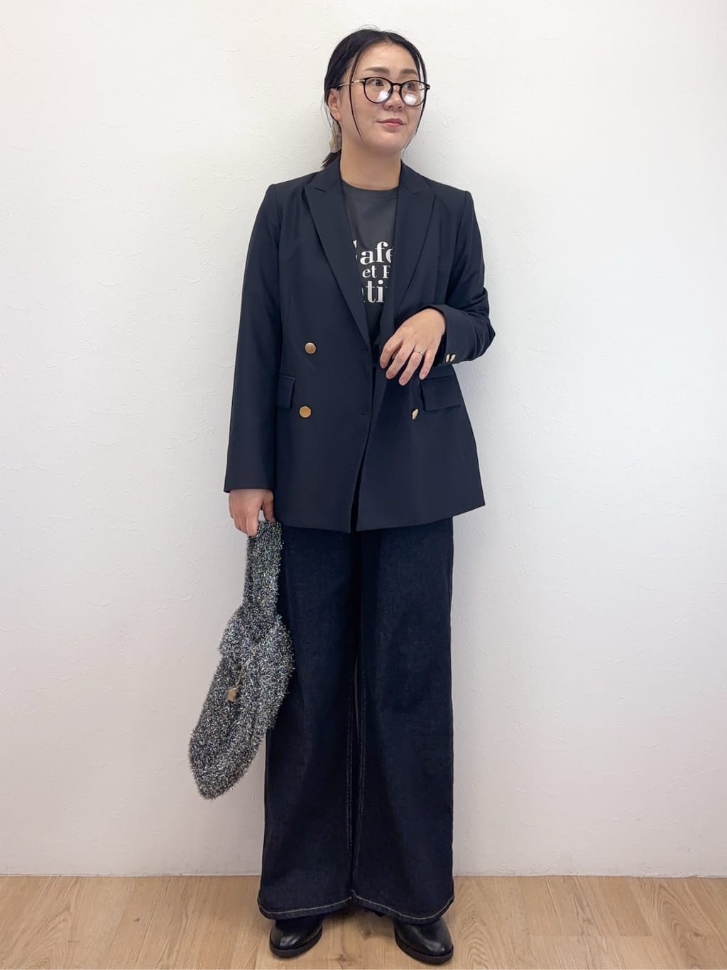 Takeさんの「OPAQUE.CLIP｜ロングロゴTシャツ【洗濯機OK】」を使ったコーディネート