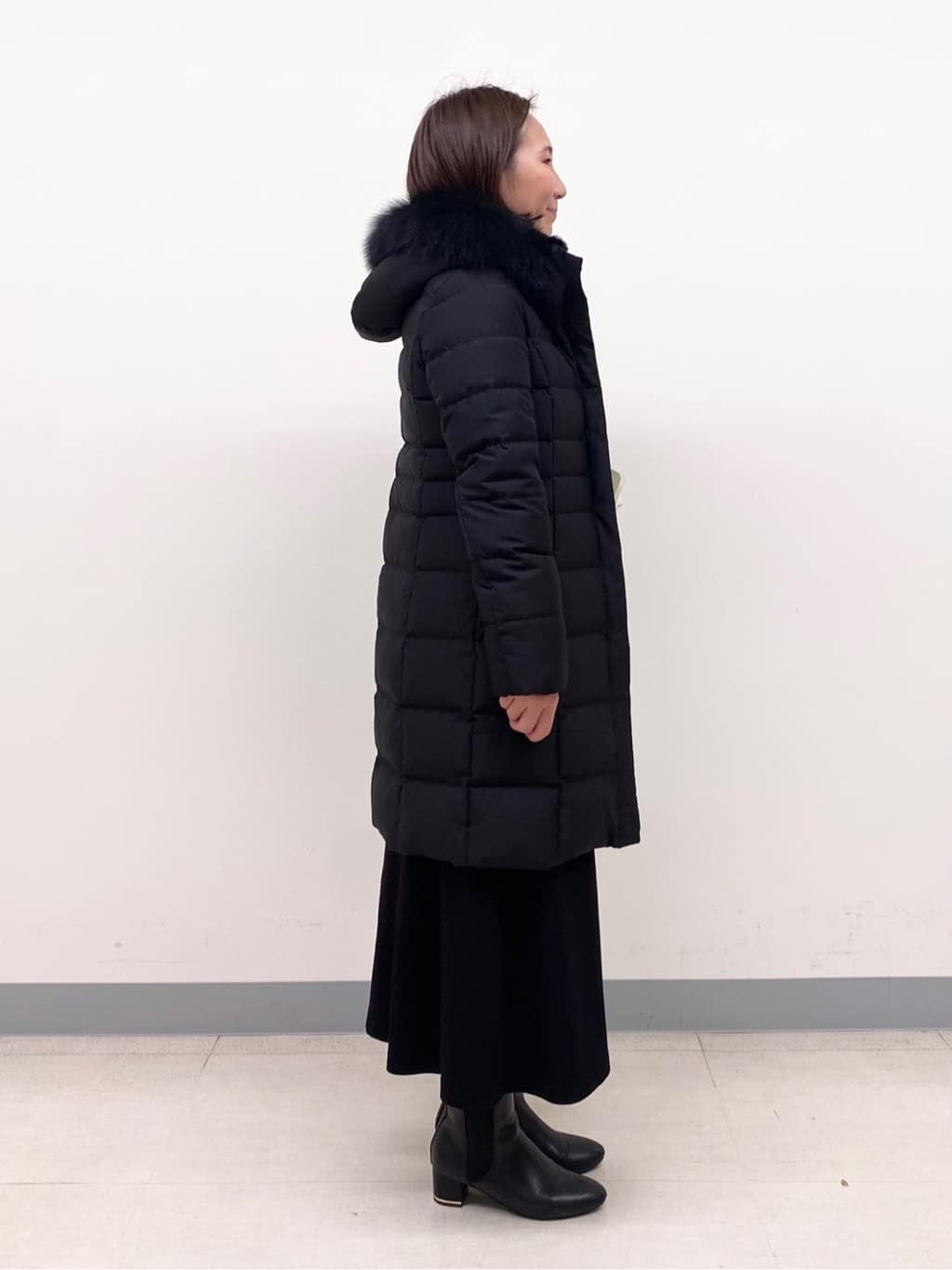 YUKARIさんの「INDIVI｜【名品／撥水／抗菌防臭】ロング丈リサイクルダウンコート」を使ったコーディネート