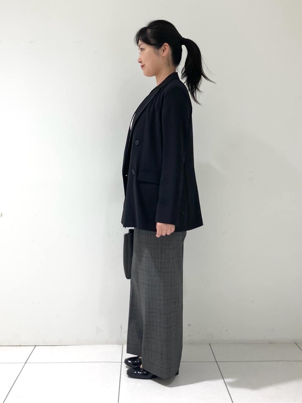momokoさんの「INDIVI｜【軽く羽織れる！】ダブルジャケット」を使ったコーディネート