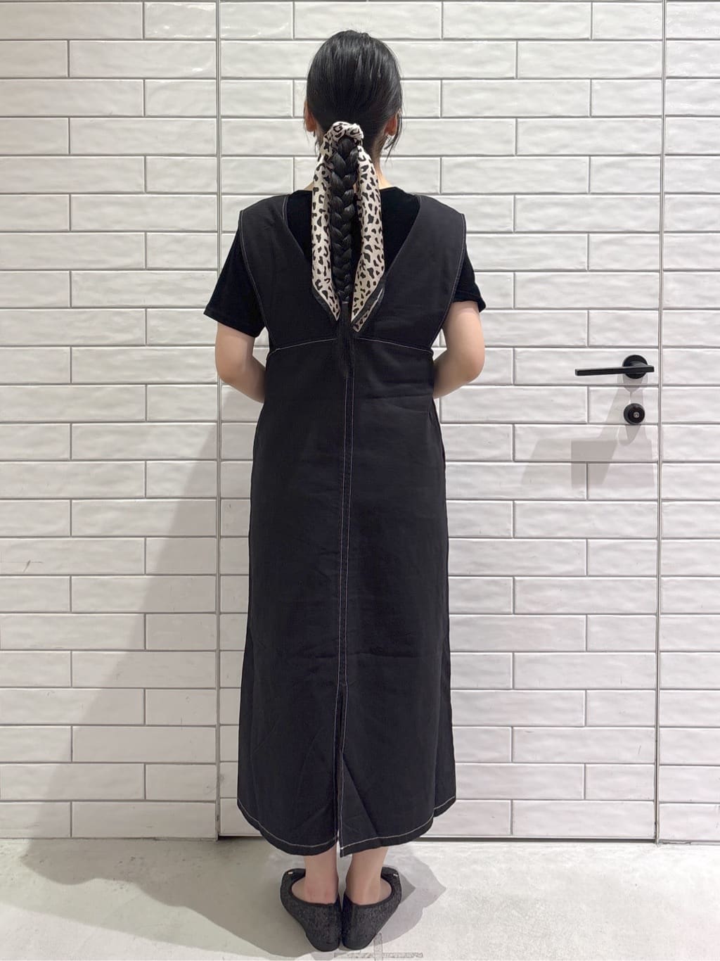 ayumiさんの「OPAQUE.CLIP｜フロッキーチュールTシャツ【洗濯機洗い可】」を使ったコーディネート