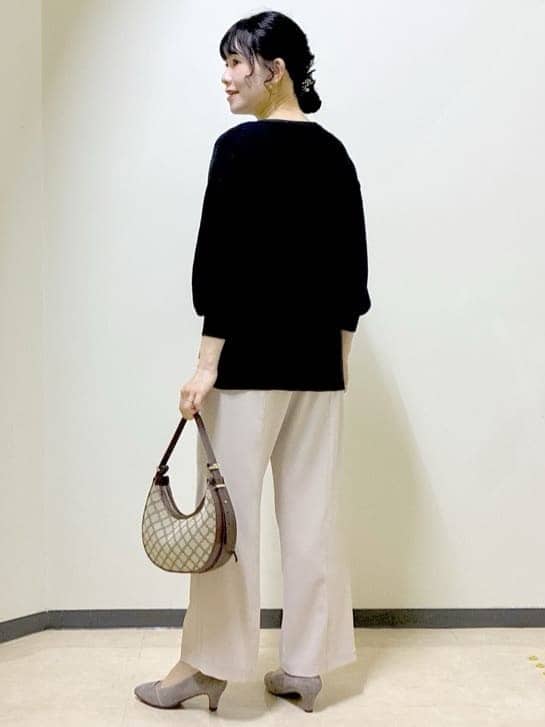  beni_gingerさんの「Reflect｜【接触冷感／マシンウォッシュ可／ウエスト総ゴム】ワイドシルエットパンツ」を使ったコーディネート