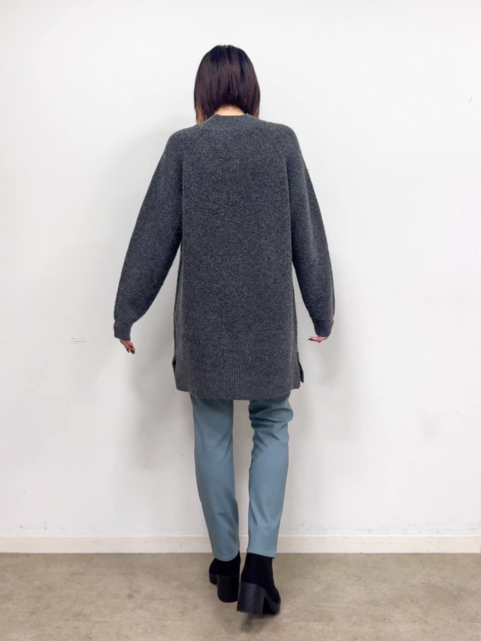 𝐜𝐡𝐢𝐤𝐚さんの「SHOO･LA･RUE｜【撥水/フード取り外し可】自然にくびれる あったかダイヤ柄キルトコート【CIRCRIC】」を使ったコーディネート
