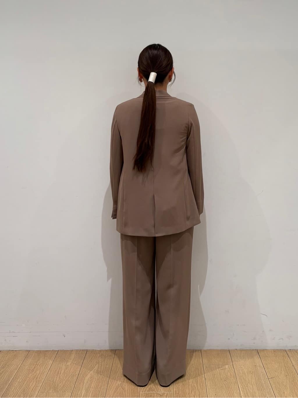 maiさんの「INDIVI｜【軽く羽織れる！】ダブルジャケット」を使ったコーディネート