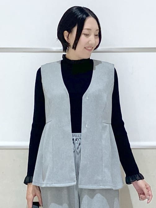 eriko さんの「Dessin｜【洗える】オーガンジーフリルニット」を使ったコーディネート