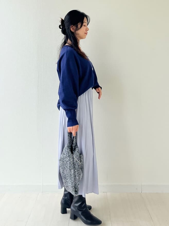Mori Moriさんの「index｜リラクシーVネックニット【洗濯機洗OK】《6col》」を使ったコーディネート