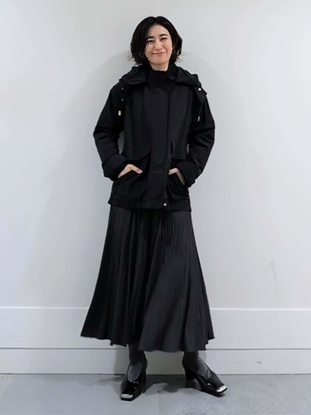 ミズタさんの「UNTITLED｜【アンサンブル可/洗える】シルクウールカシミヤ ドルマンスリーブニット」を使ったコーディネート