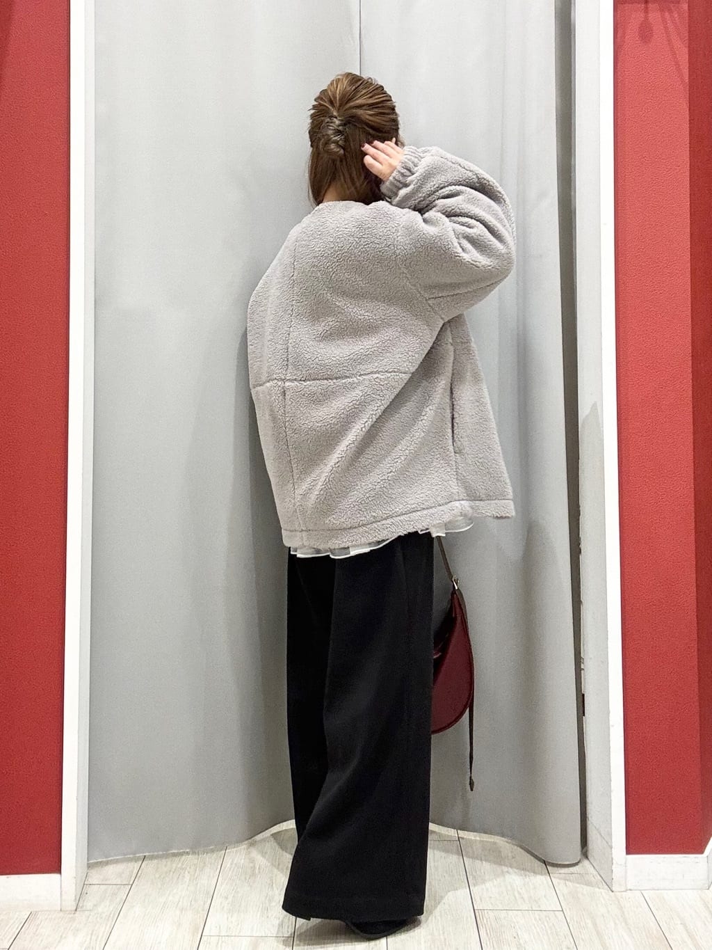 shioさんの「SHOO･LA･RUE｜【S-LL】ふんわり大人の 透かし編みニット」を使ったコーディネート