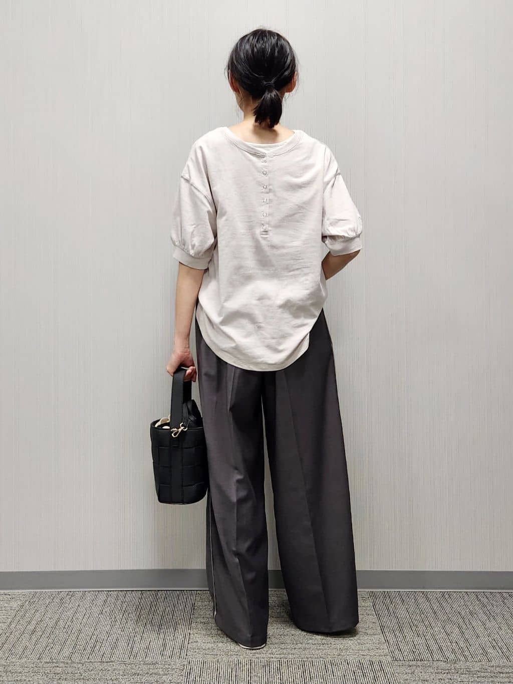 naraさんの「Dessin｜【360度可愛い/前後2WAY/洗える】ライトコットンヘンリーカットソー」を使ったコーディネート