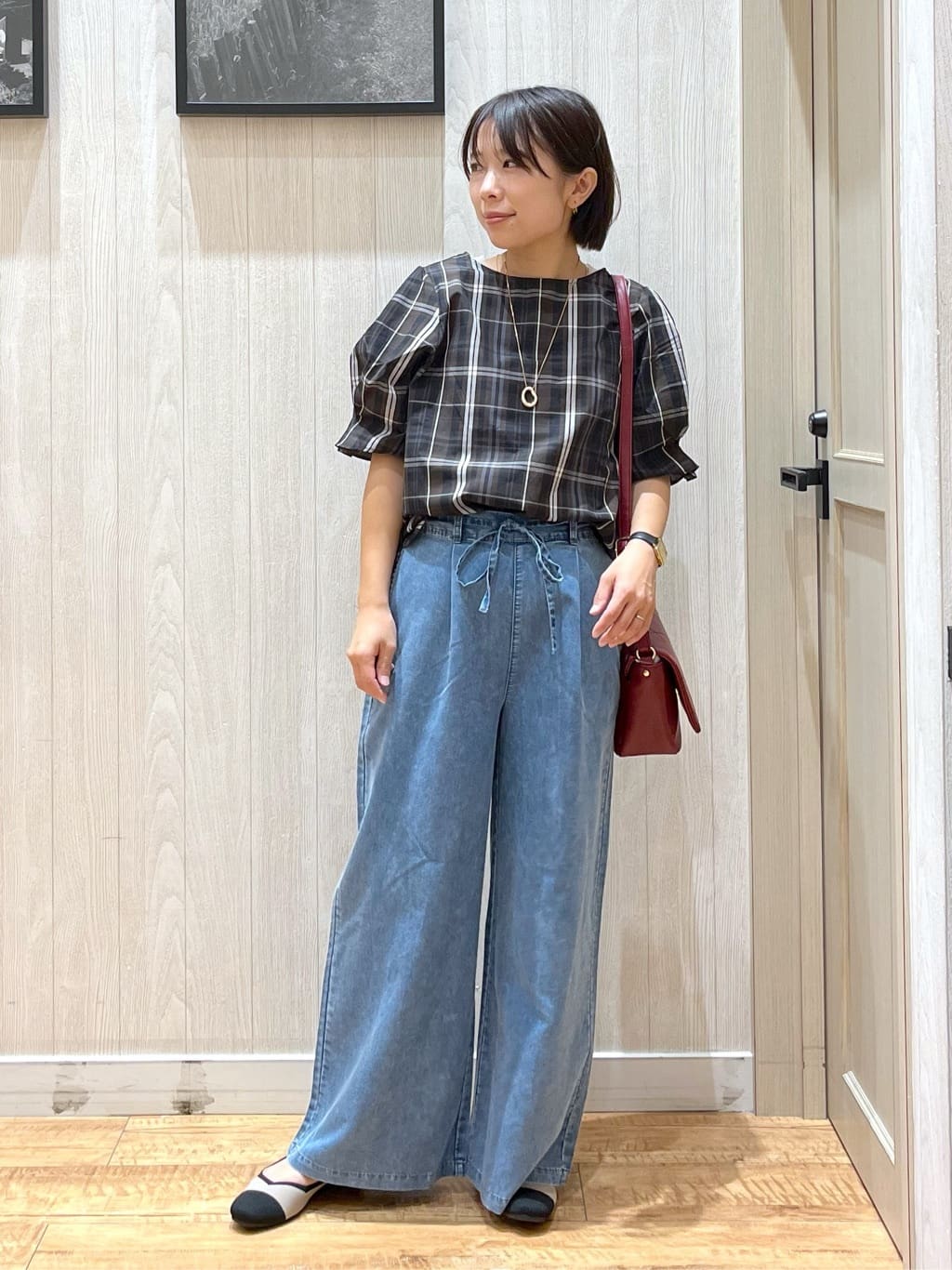 shirayuuuさんの「SHOO･LA･RUE｜【S-LL/5分袖】お袖タックできれいに魅せる 大人のチェックブラウス」を使ったコーディネート