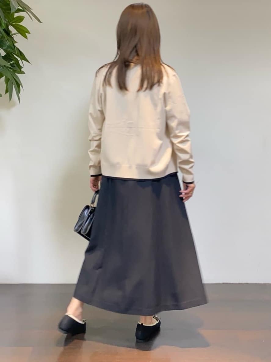 tomoさんの「UNTITLED｜【きれいめカジュアル/セミフレア】異素材ドッキングワンピース」を使ったコーディネート