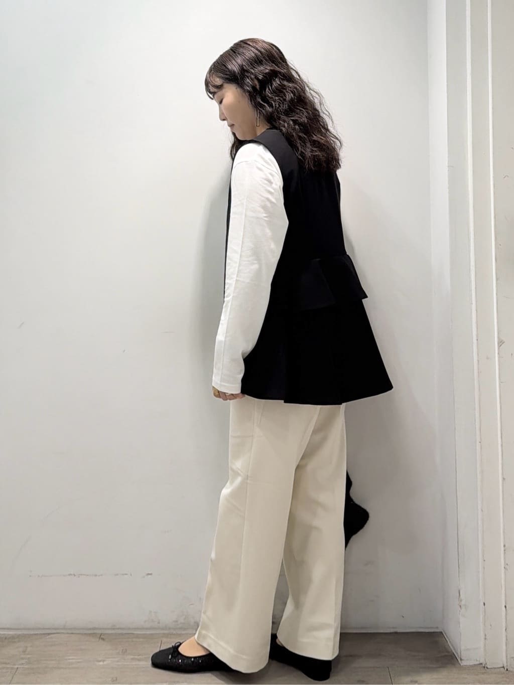 sumicaさんの「OPAQUE.CLIP｜ロングロゴTシャツ【洗濯機OK】」を使ったコーディネート