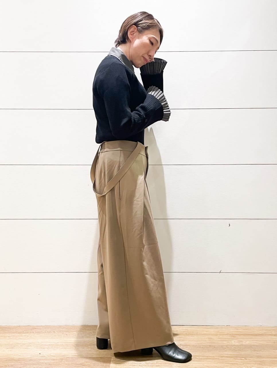 Ryoさんの「THE SHOP TK｜【品よく魅せる】フレアスリーブ リブニット/毛玉になりにくい/静電気防止/洗濯機OK」を使ったコーディネート