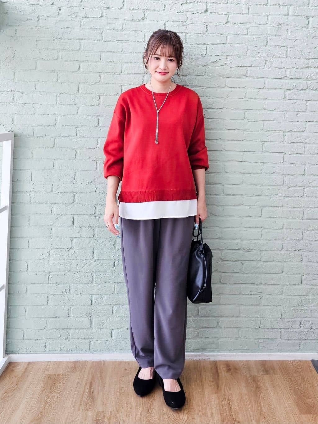ゆゆさんの「SHOO･LA･RUE｜【S-3L/洗濯後しわになりにくい】スマートに見える イージーテーパードパンツ」を使ったコーディネート