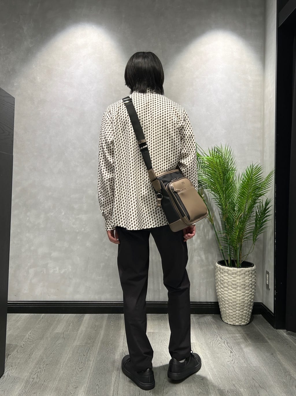 ruiさんの「TAKEO KIKUCHI｜ボーラーハット柄 長袖シャツ」を使ったコーディネート