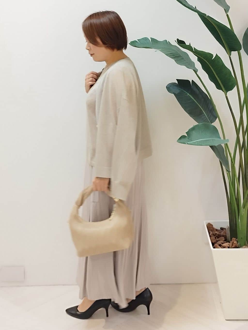 s u g iさんの「UNTITLED｜【アンサンブル可/洗える】シアーノースリーブ プルオーバー」を使ったコーディネート