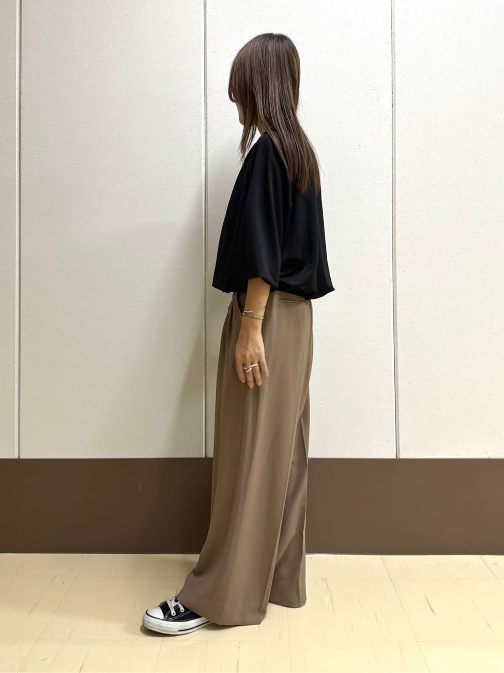 mamiさんの「INDIVI｜【体型カバー／マシンウォッシュ対応】シアージャージトップス」を使ったコーディネート