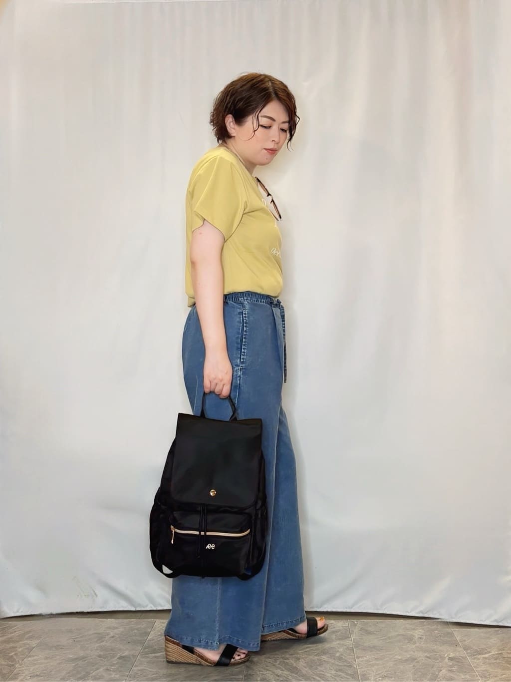 たみさんの「SHOO･LA･RUE｜【セットアップ可/S-LL】リボン付き イージーワイドデニムパンツ」を使ったコーディネート