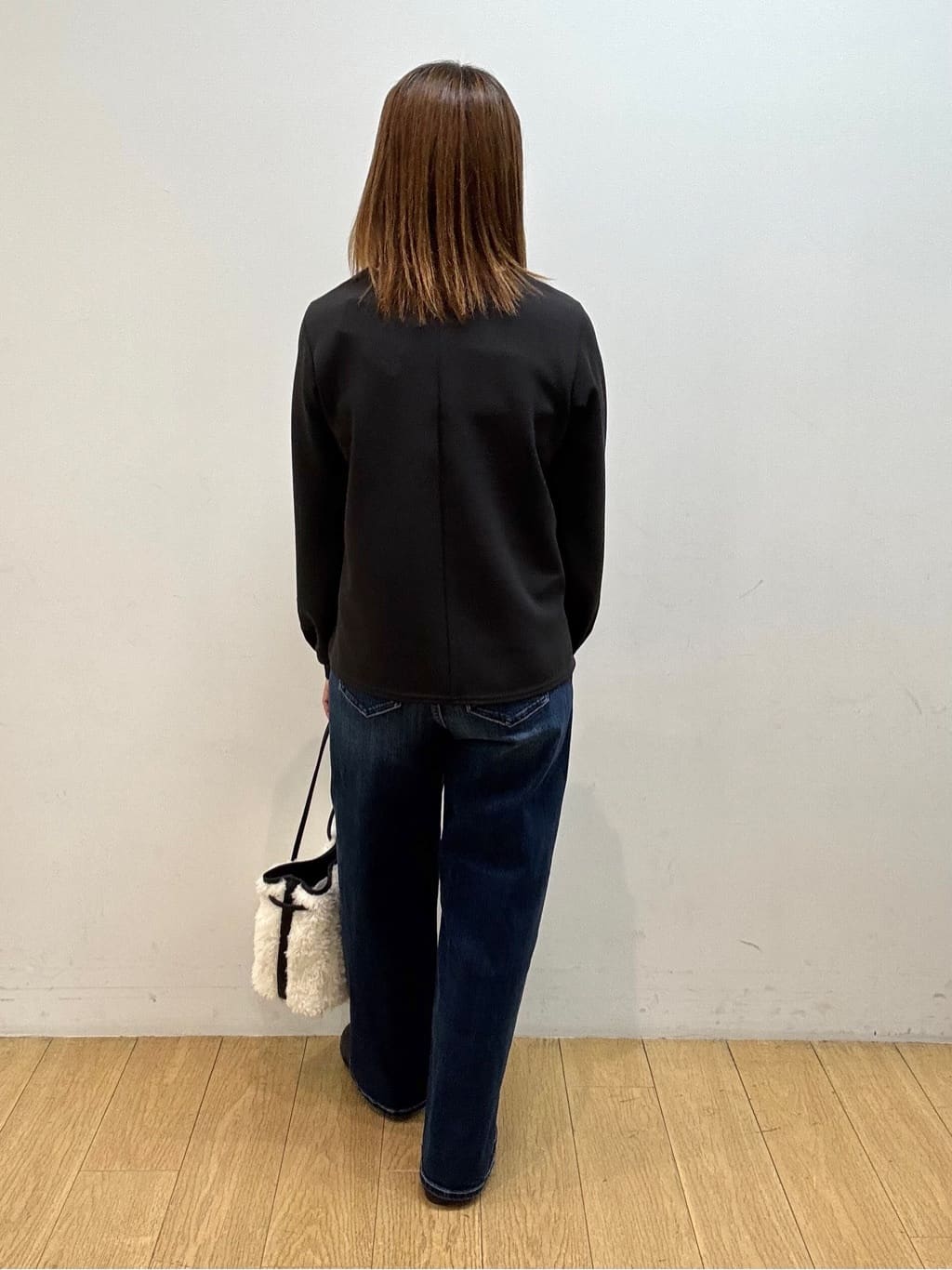 mikkoさんの「INDIVI｜【SETUP可能／袖コンシャス】ダンボールジャージトップス」を使ったコーディネート