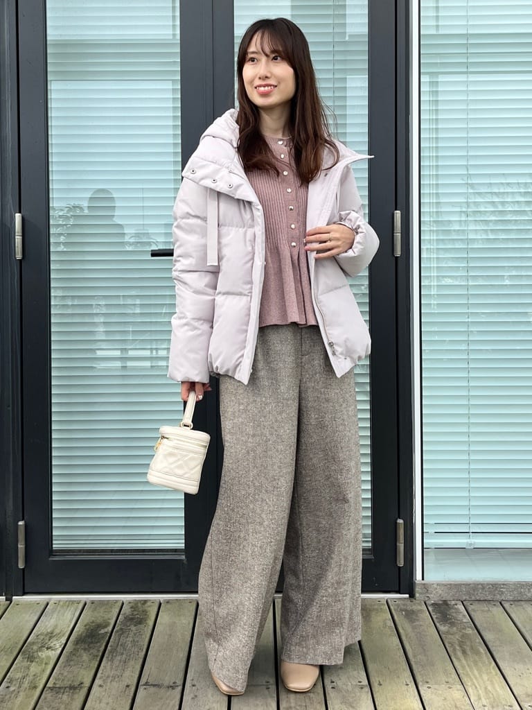 はばさんの「Couture brooch｜【冬の名品・撥水】愛されダウン」を使ったコーディネート