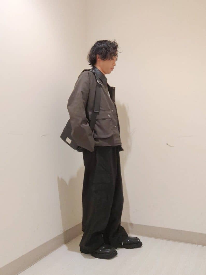 NAKANOさんの「tk.TAKEO KIKUCHI｜バギーバレルカーゴパンツ」を使ったコーディネート