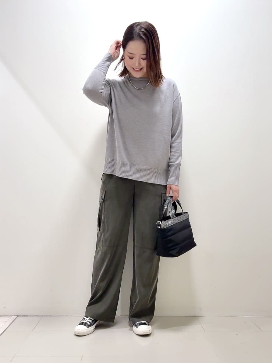 YUIさんの「UNTITLED｜【8色展開/体型カバー】魅せるタイムレスニット」を使ったコーディネート
