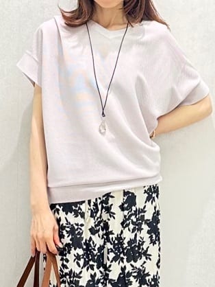 Miwaさんの「UNTITLED｜【ウエストゴム/ワイド/柄】モノトーンフラワーパンツ」を使ったコーディネート