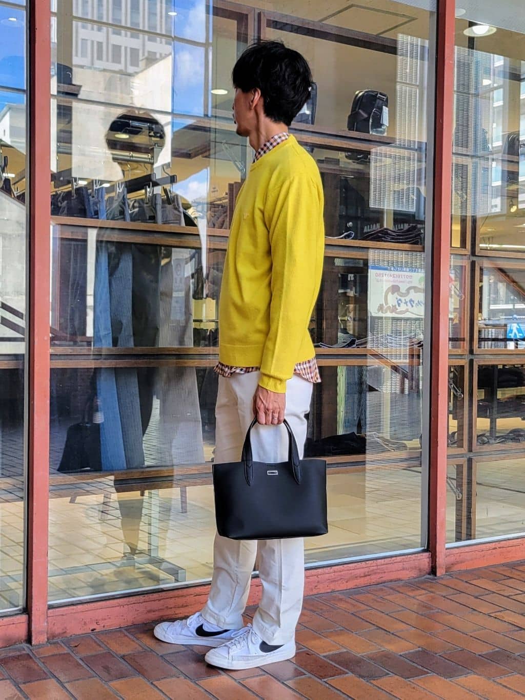 piroyaさんの「TAKEO KIKUCHI｜【Air Palette Knit】ワンポイント カラーニット プルオーバー」を使ったコーディネート