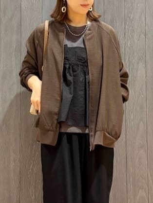meiさんの「SHOO･LA･RUE｜【洗濯機可/S-LL】さっと羽織れる 軽量リブブルゾン」を使ったコーディネート