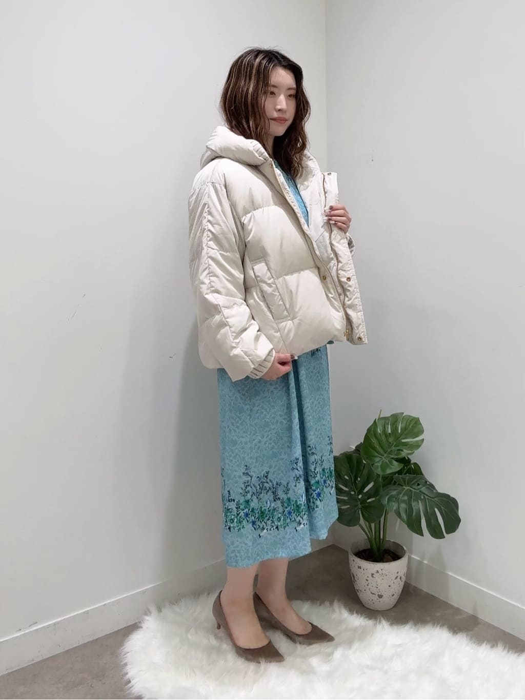 Suma Una本部スタッフさんの「SunaUna｜【プリーツレイヤードピュアダウン】」を使ったコーディネート