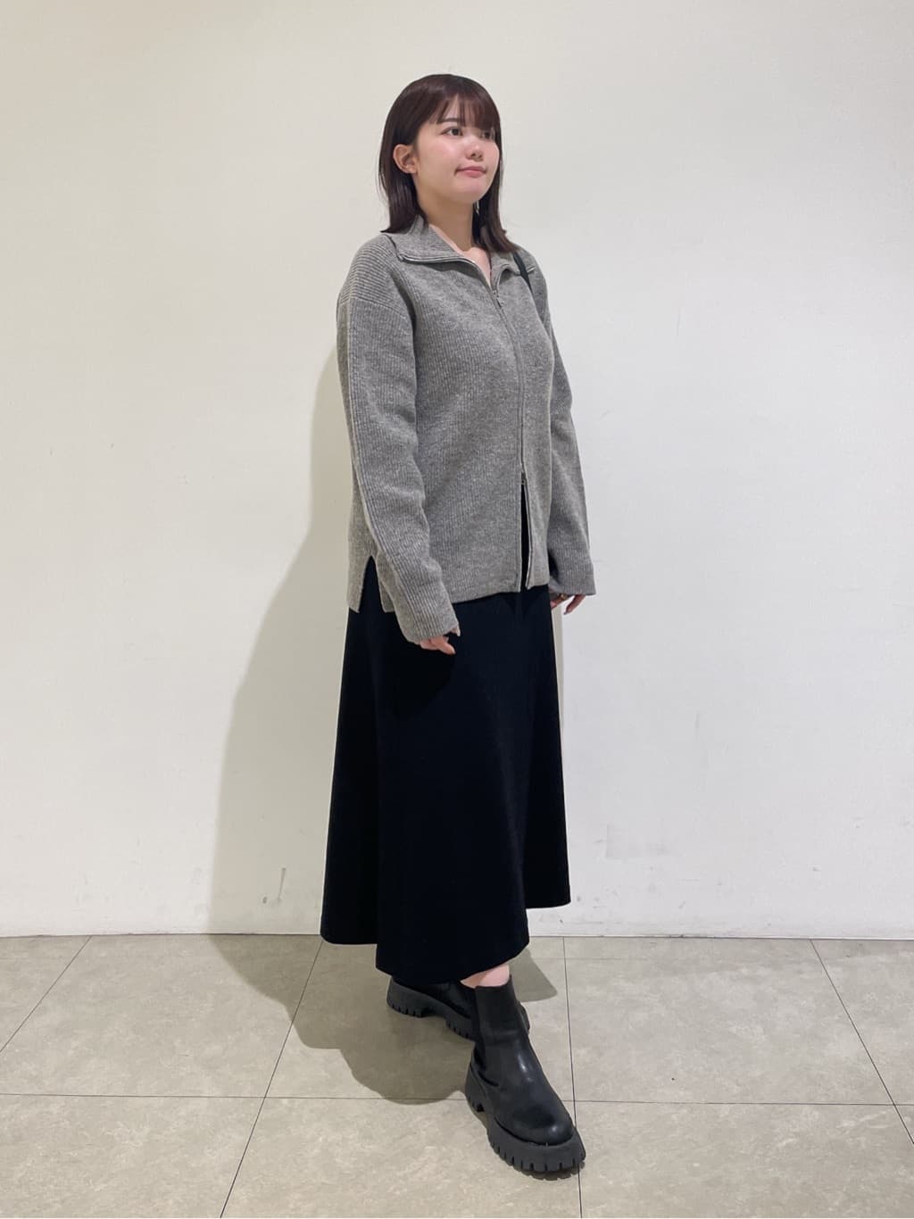 emikaさんの「INDIVI｜【洗える】カラーネップ ダブルジップカーディガン」を使ったコーディネート