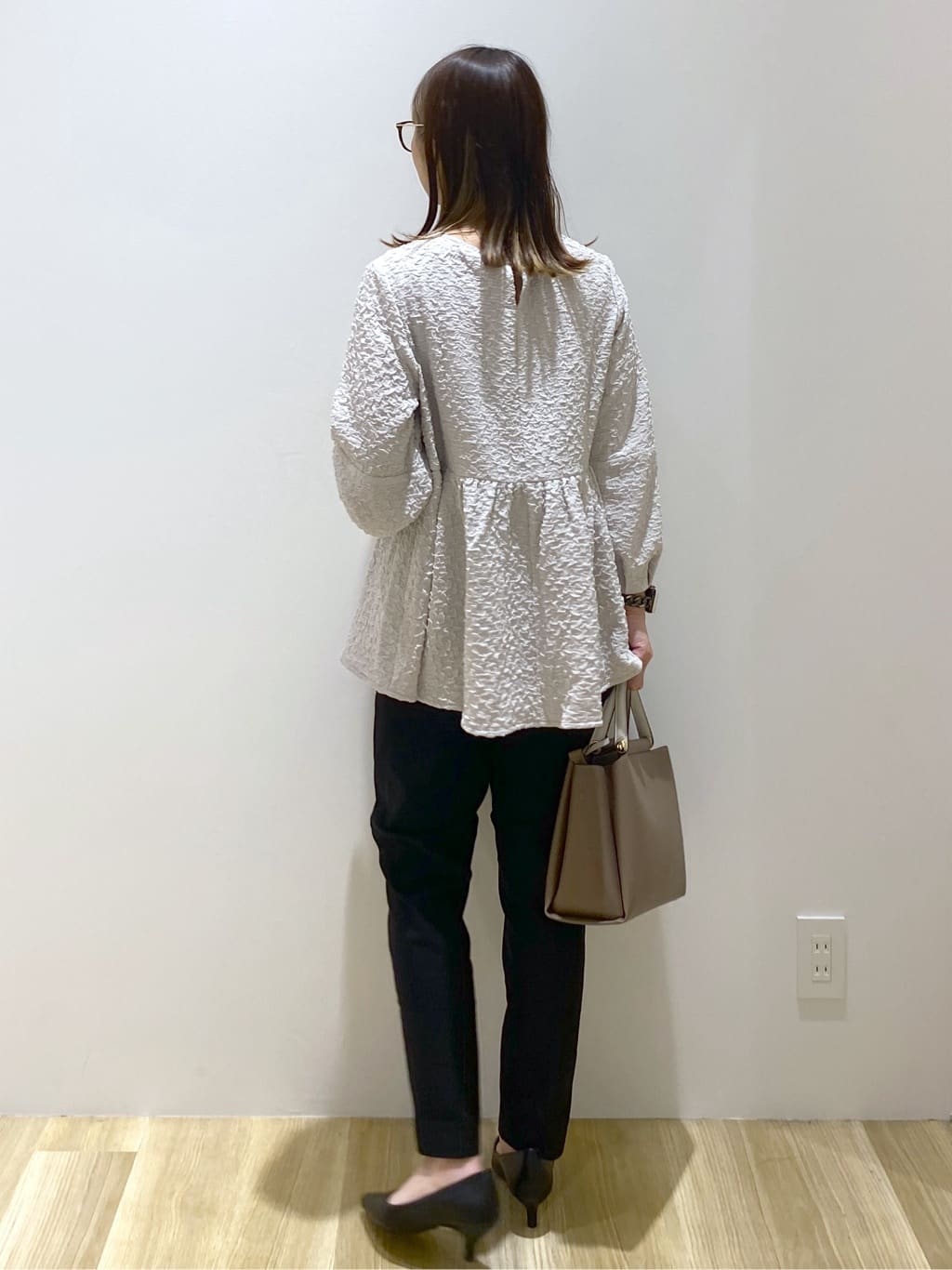 えりさんの「OPAQUE.CLIP｜《SS-LLサイズ》ハイストレッチイージースティックパンツ【洗濯機洗い可】」を使ったコーディネート