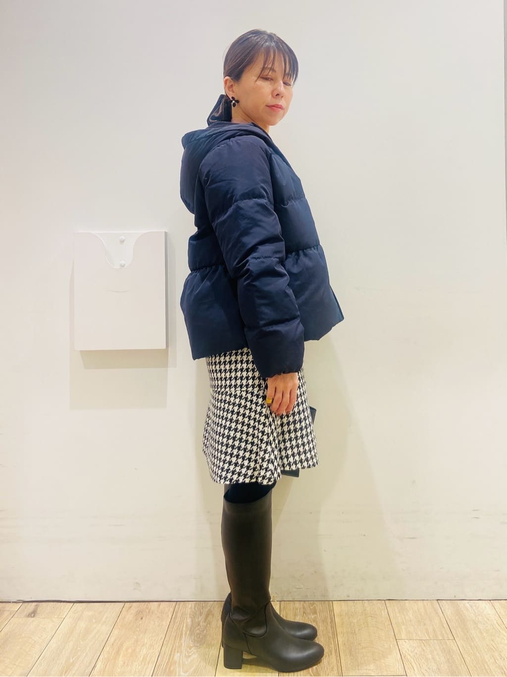 YUKOさんの「index｜KAWADAダウンペプラムショートコート【撥水／洗濯機OK／静電気防止裏地】」を使ったコーディネート