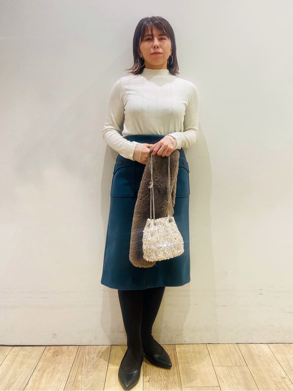 YUKOさんの「index｜ビジュークルーネックカーディガン【洗濯機OK】」を使ったコーディネート