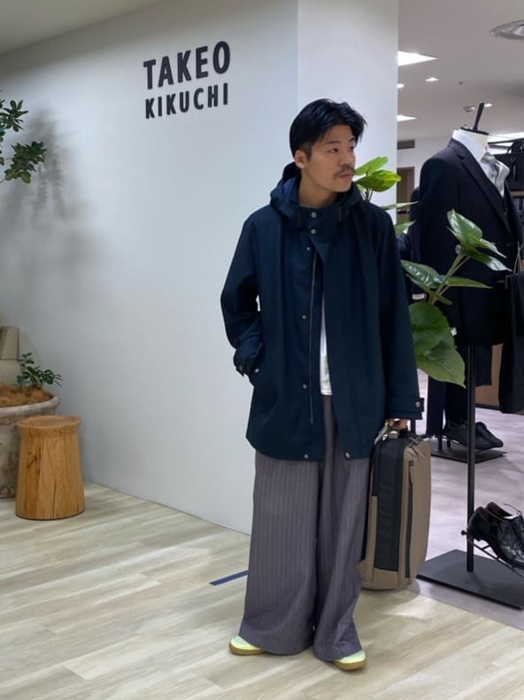 石井友也さんの「TAKEO KIKUCHI｜【3WAY】ドビー ダウンライナー付ブルゾン」を使ったコーディネート