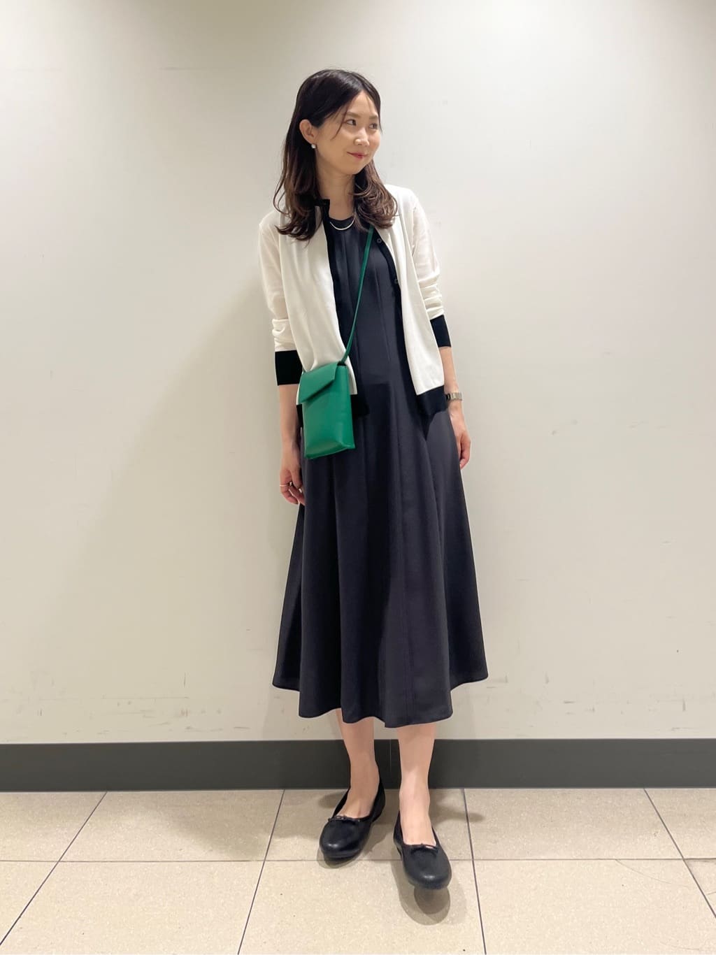 shokoさんの「INDIVI｜【美シルエット】ノースリーブワンピース」を使ったコーディネート
