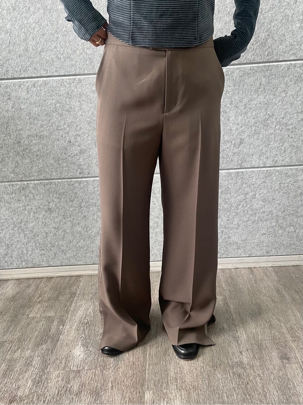 kanakoさんの「CODE A｜velour square puff top」を使ったコーディネート