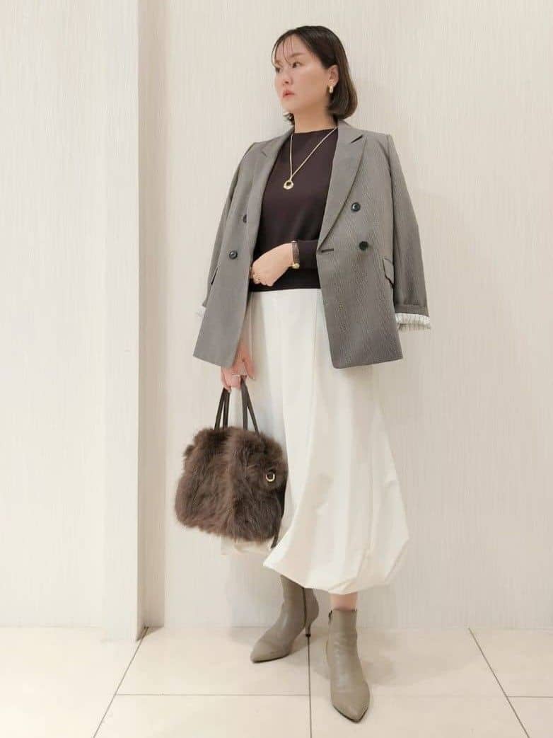 naokoさんの「UNTITLED｜【8色展開／コンパクト丈】レーヨン混 コクーンニット」を使ったコーディネート